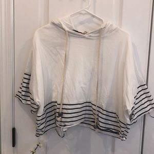 Hooded crop top